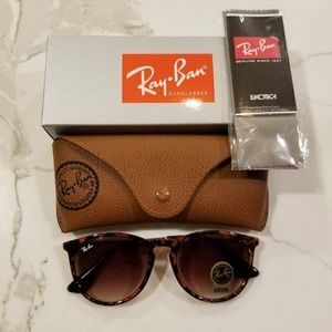 Erica Havana Rayban sunglasses.